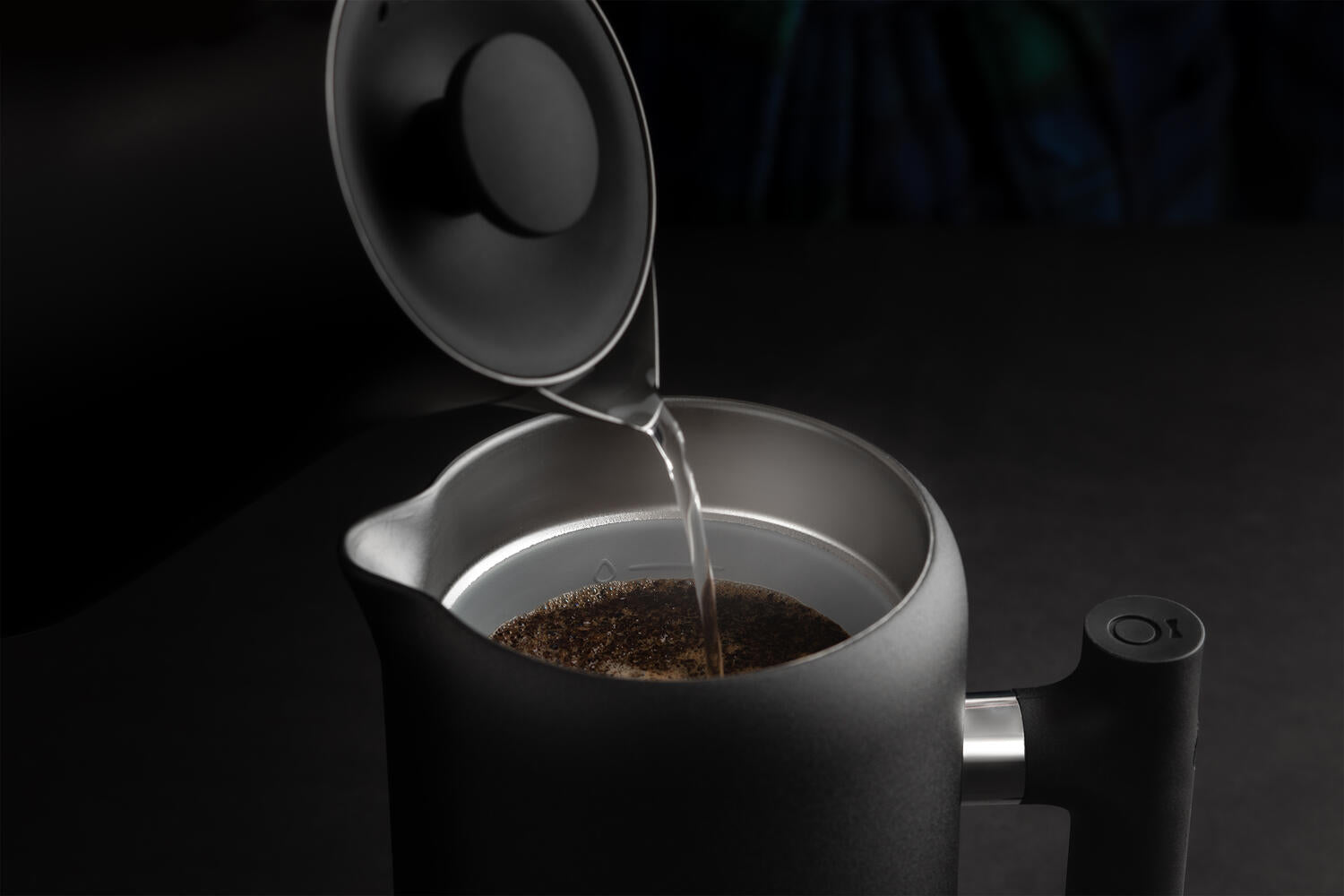 Clara French Press stempelkande, Matte Black - 709ml